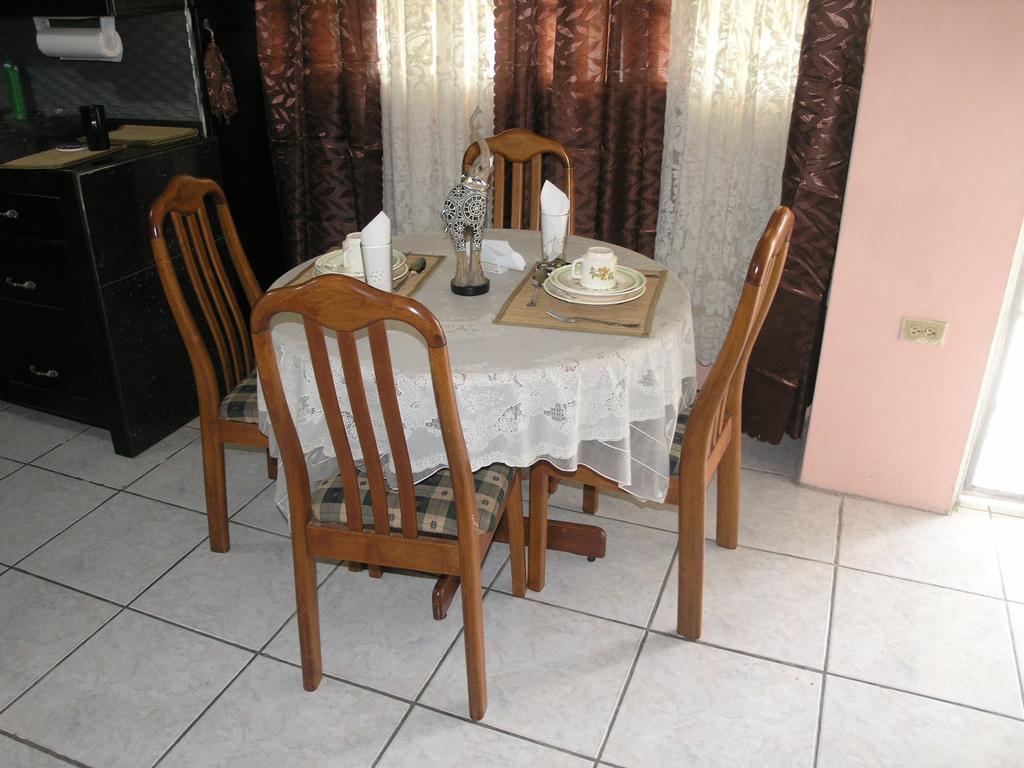 Chateau Cherbrand San Juan Bagian luar foto